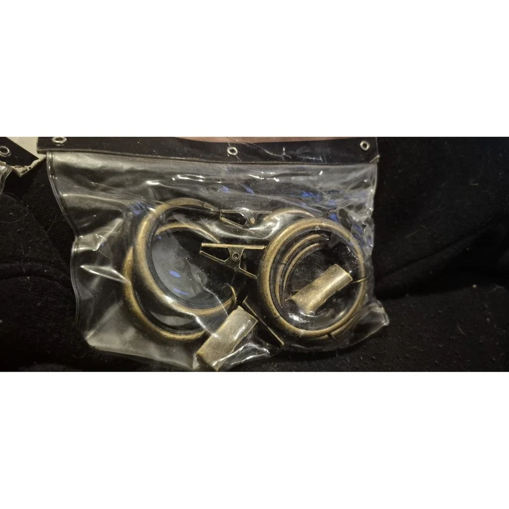 Curtain Rings w/ Clips 1.5